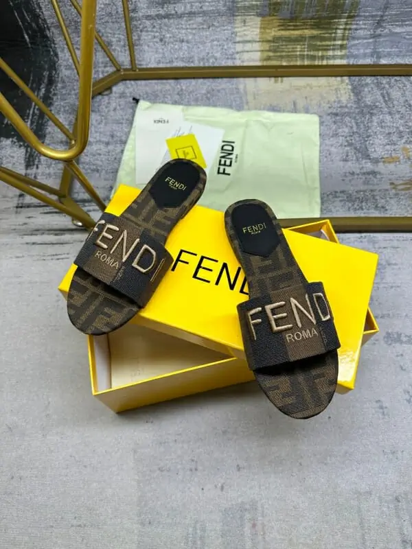 fendi chaussons pour femme s_12100364